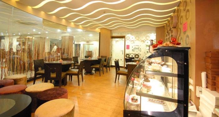 The New Marrion Hotel Bhubaneswar Buitenkant foto
