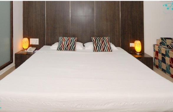 The New Marrion Hotel Bhubaneswar Buitenkant foto